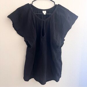 Black short sleeve blouse flowy sleeves size medium 100% cotton spring blouse